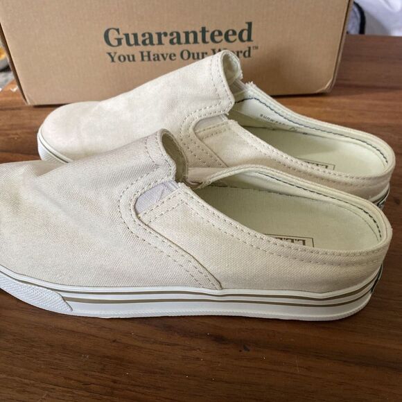 L.L. Bean Women's 6.5 Wide Sunwashed Canvas Tan Cream‎ Slip on Shoes - Picture 2 of 6